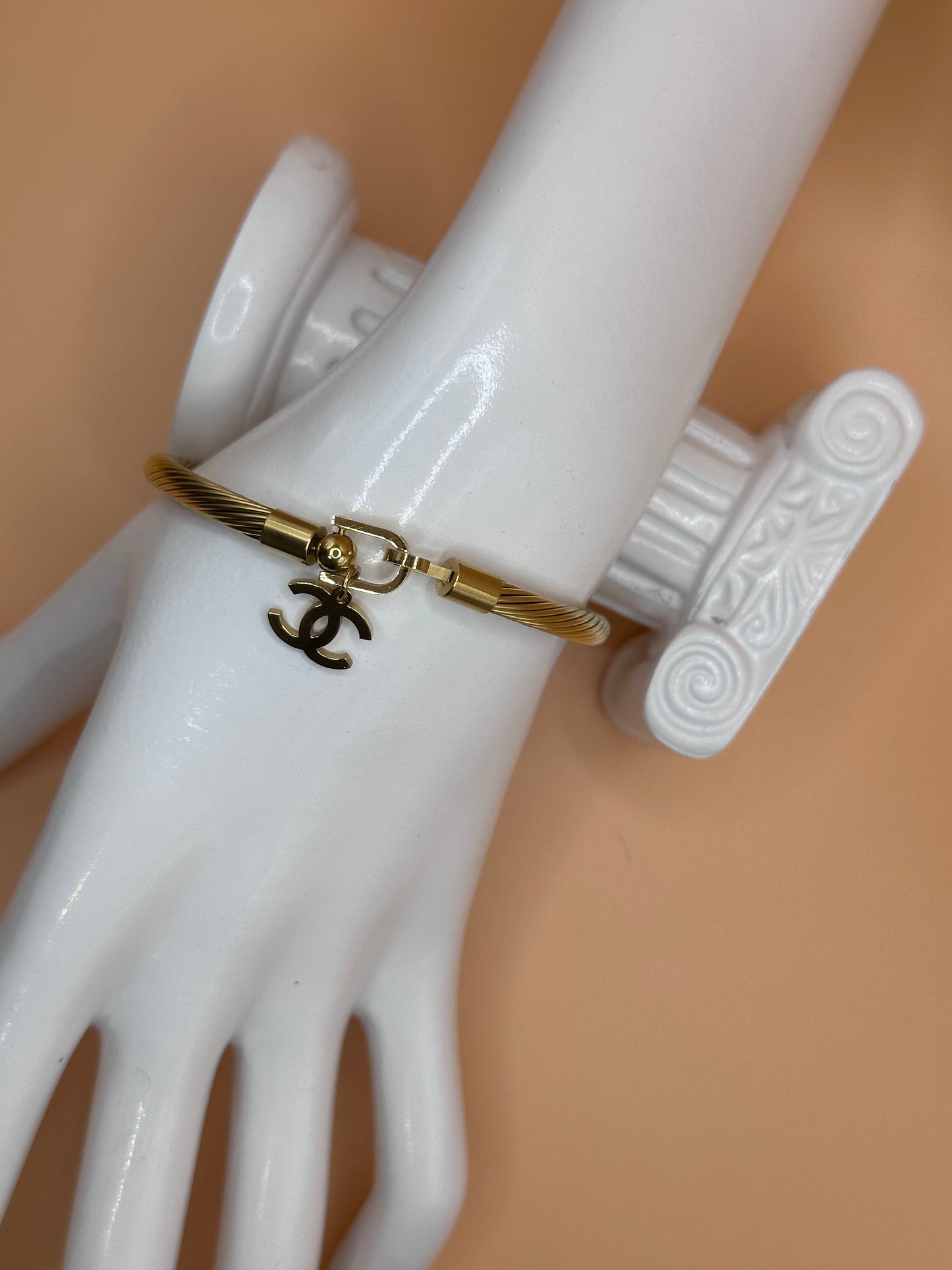 Brazalete de diseño inspirado en Canal Rosegold '