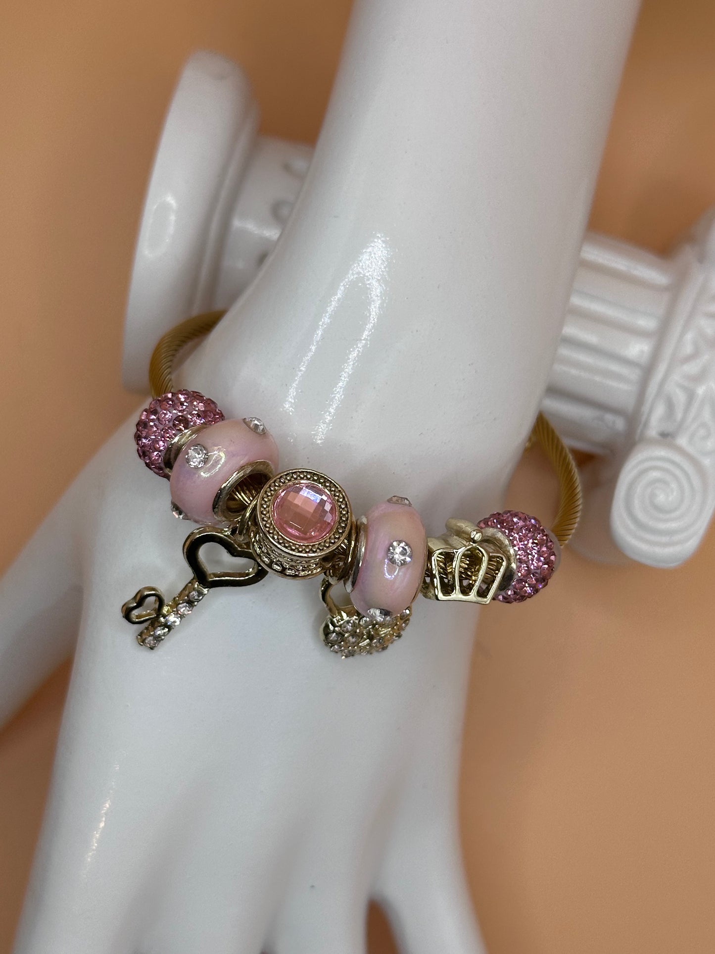 Dora’s Bangle Pink