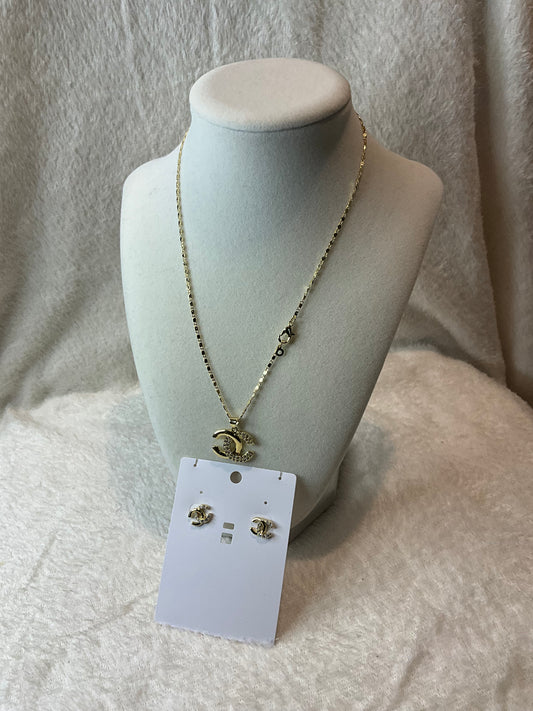 Coco Necklace with Pendant and matching studs